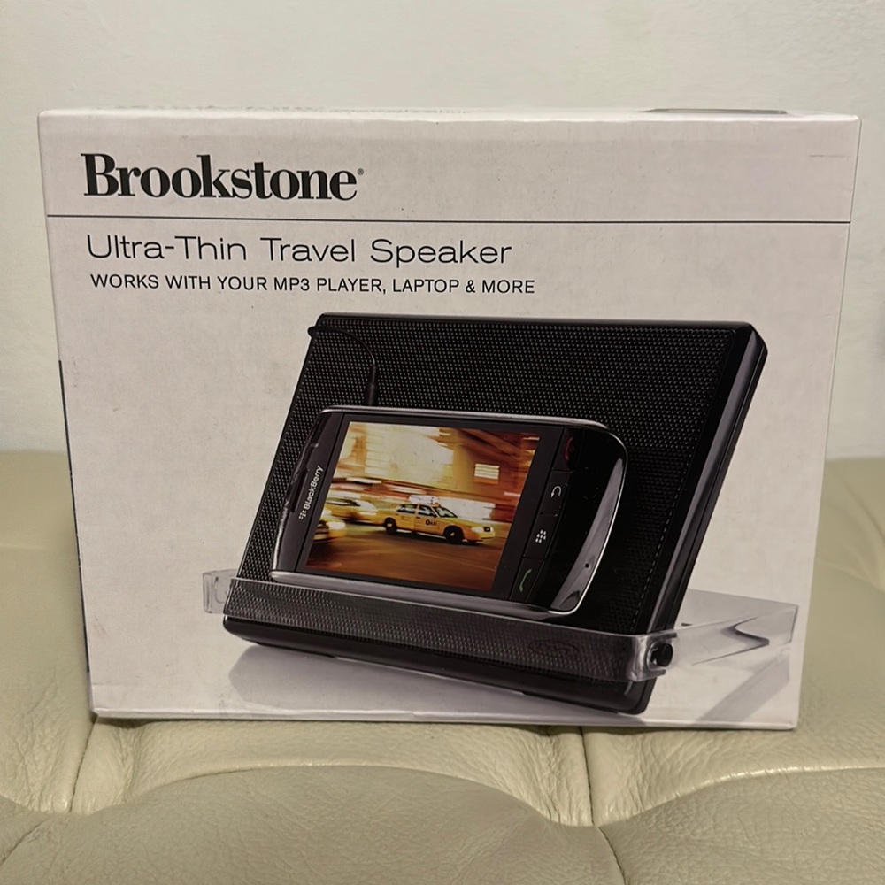 Brookstone Ultra-thin travel speaker
